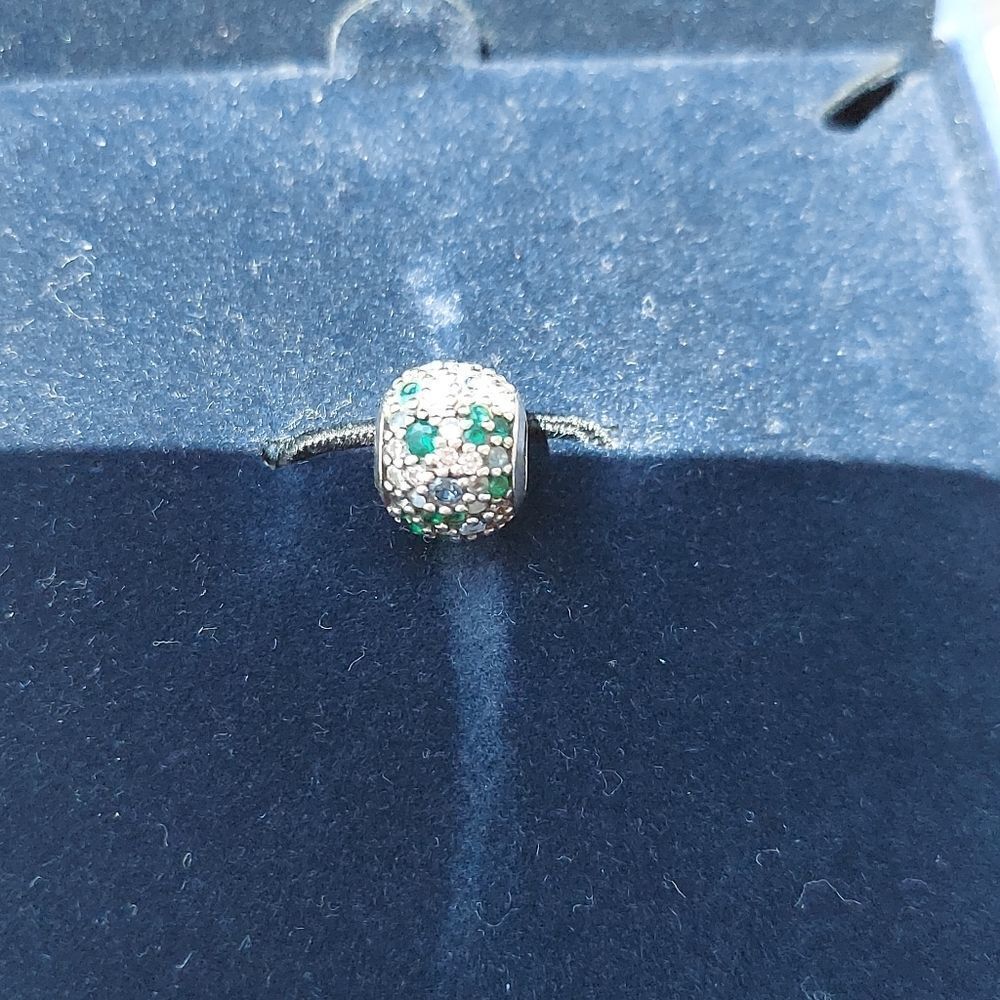 925 Sterling Silver Green Garden Charm - Picture 3 of 4
